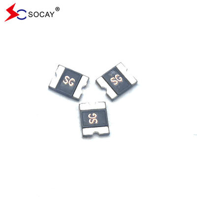 PPTC SMD Fuse giữ hiện tại có thể đặt lại 0.5A Điện áp định số 16Vmax 0.6W Điện năng điển hình